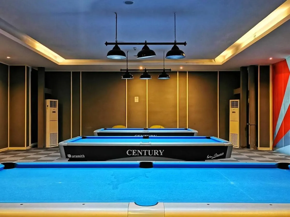 R&F Sea View 2Br Midnight Design 6-8Pax Brand New Lägenhet Johor Bahru 0*,  Malaysia