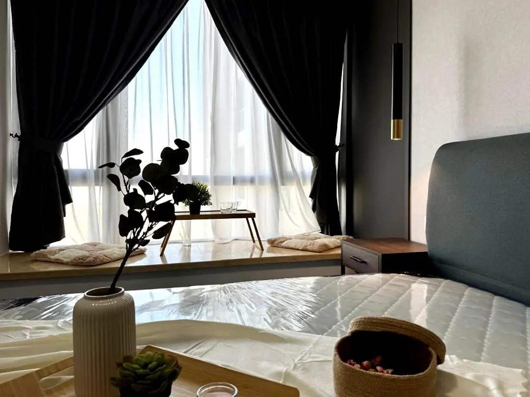 R&F Sea View 2Br Midnight Design 6-8Pax Brand New Lägenhet Johor Bahru Malaysia
